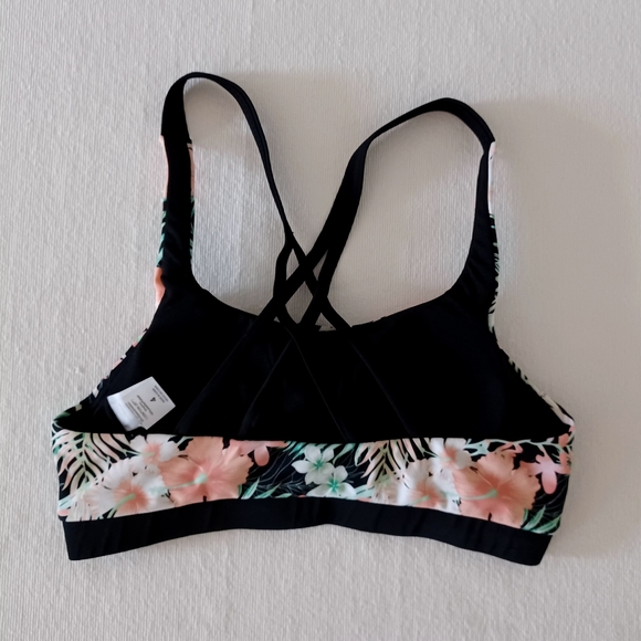 VENUS Sport Bikini Top, size 4 - Picture 6 of 15